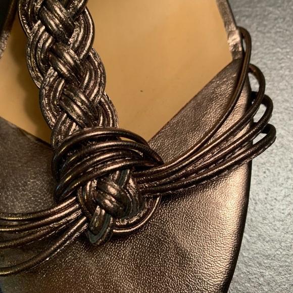 Anne Klein Braid front metallic Sandals 🔴 - Picture 3 of 7